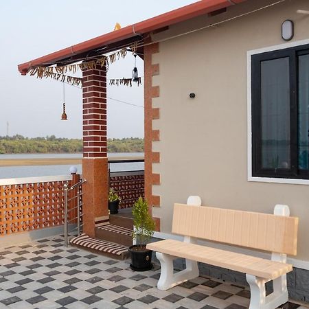 Reunion Ocean Tides Hotell Udupi Eksteriør bilde
