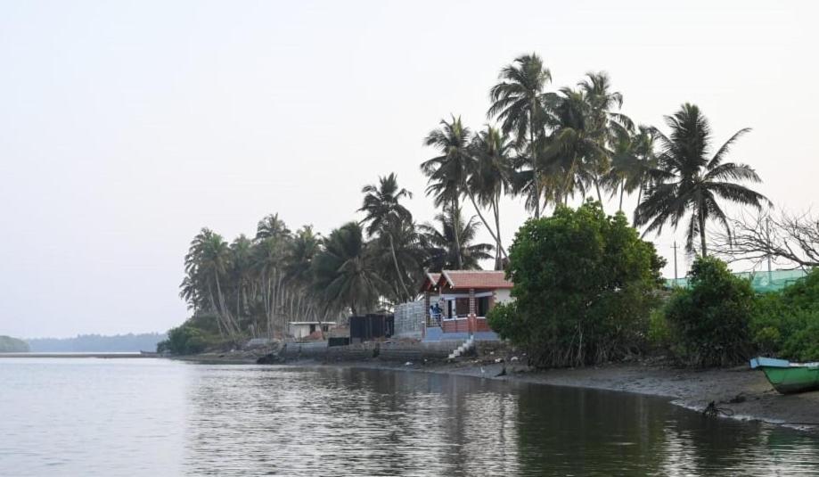 Reunion Ocean Tides Hotell Udupi Eksteriør bilde