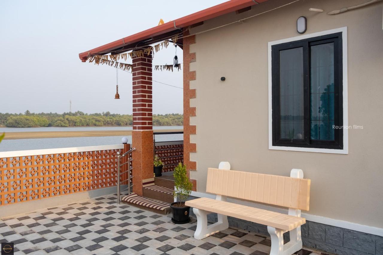 Reunion Ocean Tides Hotell Udupi Eksteriør bilde