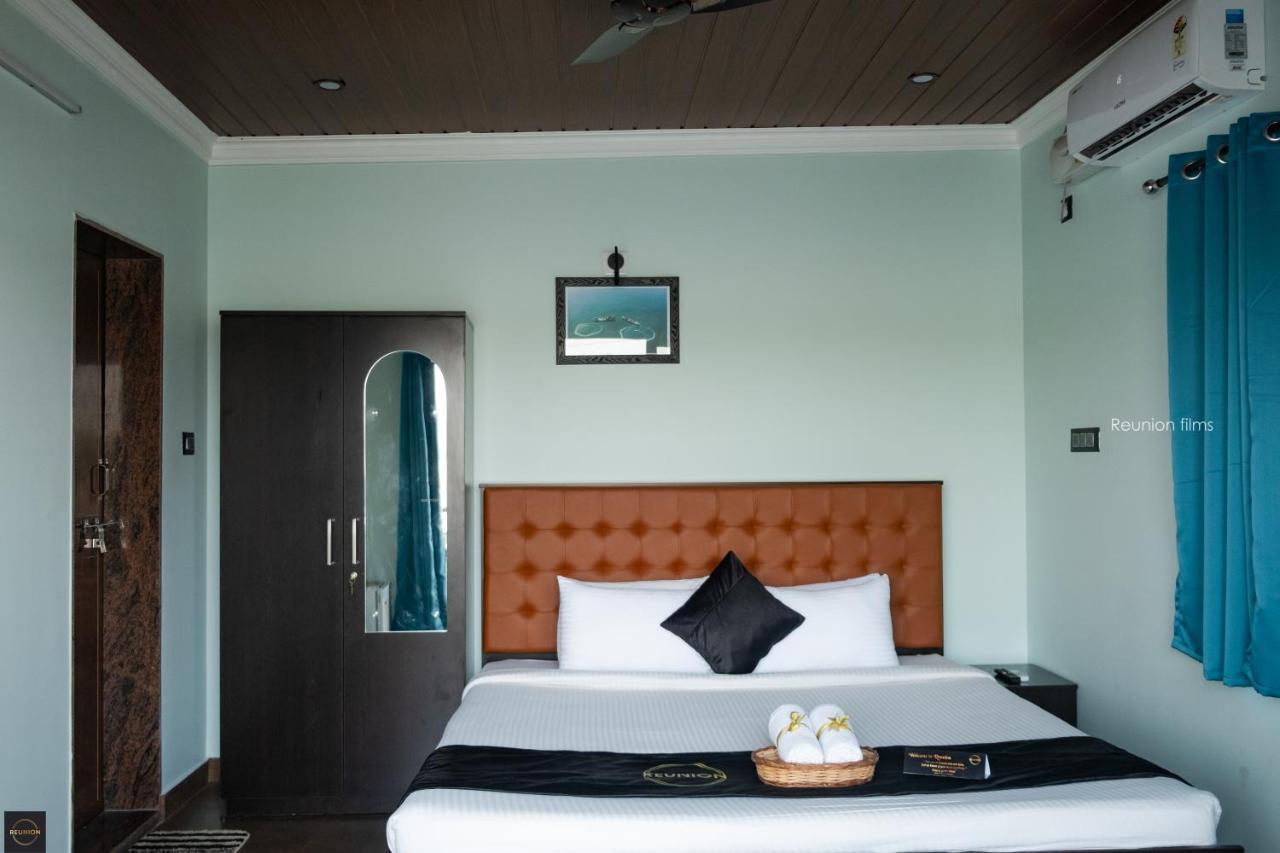 Reunion Ocean Tides Hotell Udupi Eksteriør bilde