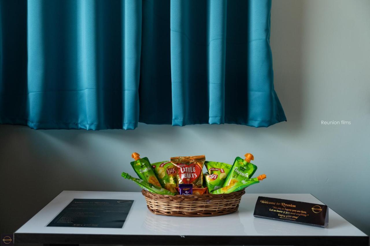 Reunion Ocean Tides Hotell Udupi Eksteriør bilde