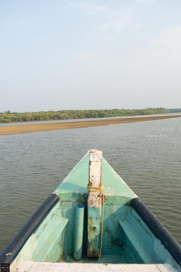 Reunion Ocean Tides Hotell Udupi Eksteriør bilde
